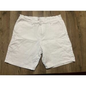 AND NOW THIS Shorts, Men's Size 31, White, Pockets, Flat Front